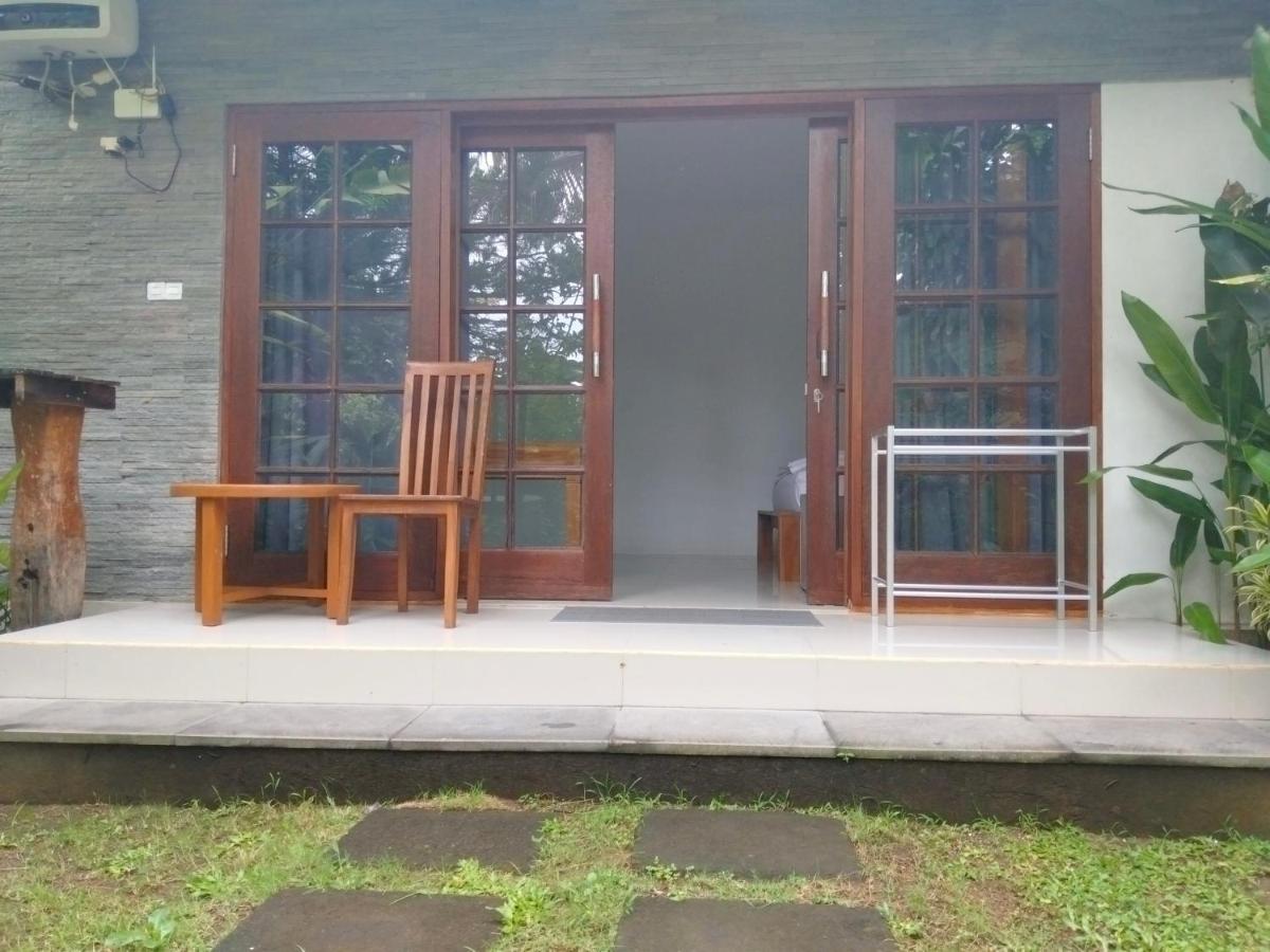 Pier26 Bali Homestay ヌサドゥア エクステリア 写真