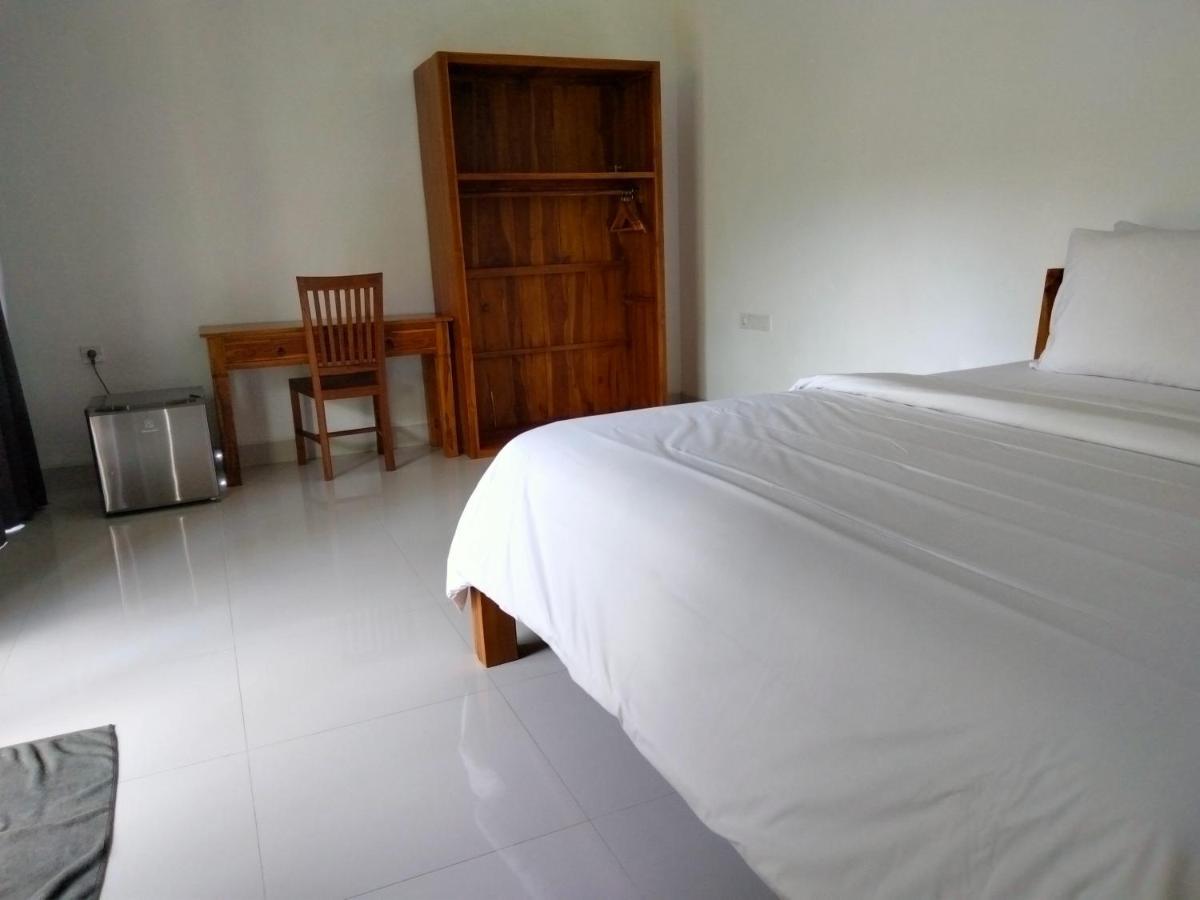 Pier26 Bali Homestay ヌサドゥア エクステリア 写真