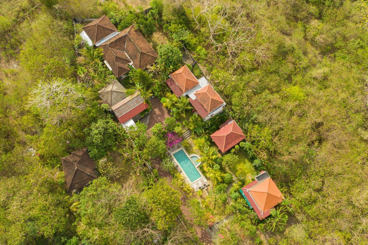 Pier26 Bali Homestay ヌサドゥア エクステリア 写真